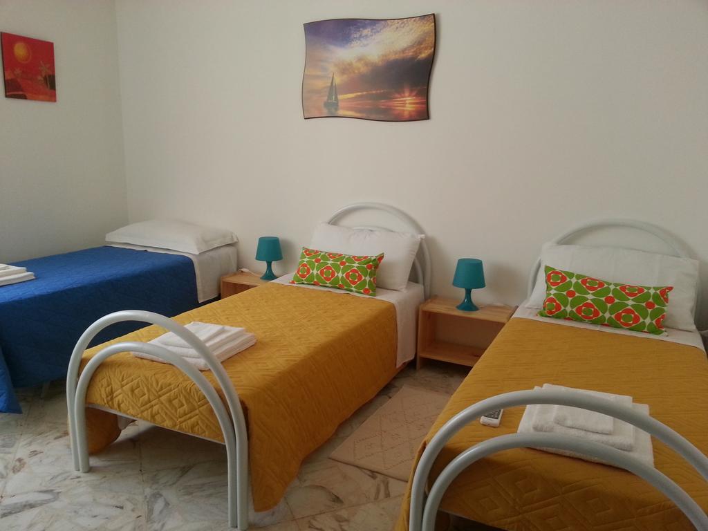 La Via Del Mare - Acireale Centro Storico Apartman Szoba fotó