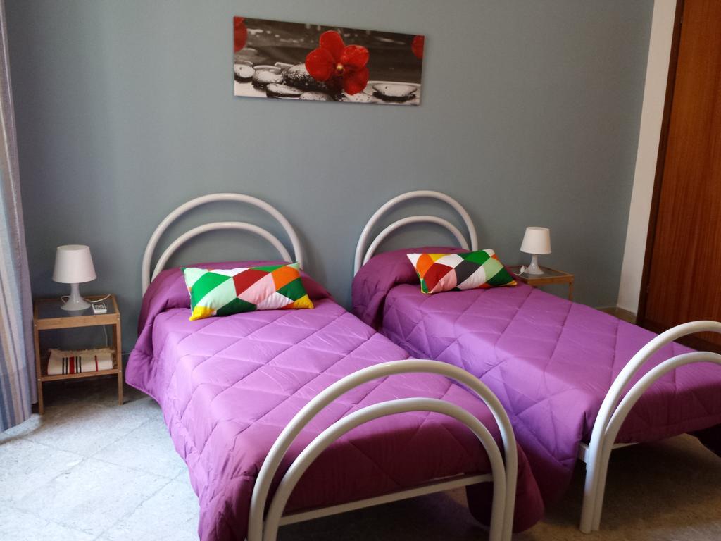 La Via Del Mare - Acireale Centro Storico Apartman Kültér fotó